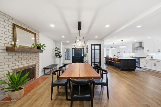 42-web-or-mls-5260 Autumnwood Dr-42