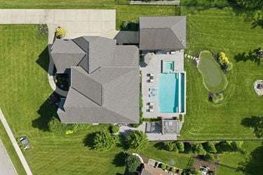 42-web-or-mls-587 Forestledge Dr-42