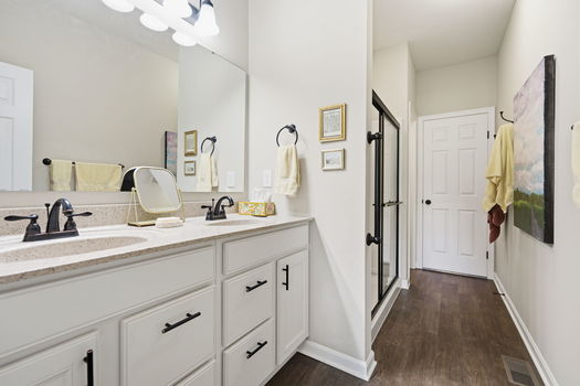 43-web-or-mls-1654 St Annes Ct-45