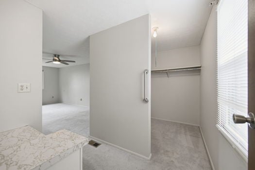 44-web-or-mls-11554 Lincolnshire Dr-44