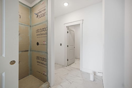 44-web-or-mls-747 Manhattan Blvd unit 204-44