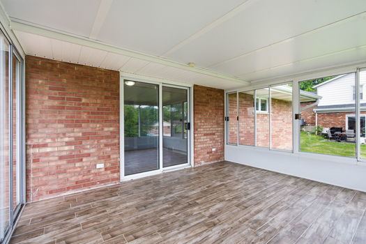 46-web-or-mls-3571 Horncastle Dr-46