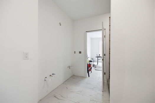 46-web-or-mls-747 Manhattan Blvd unit 204-46