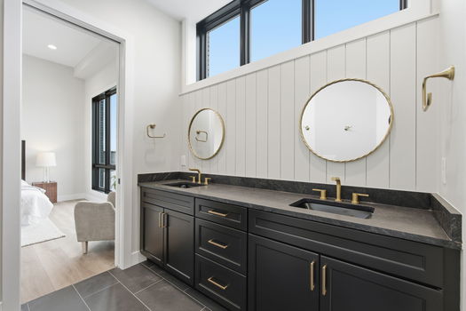 47-web-or-mls-41 W 14th St-47