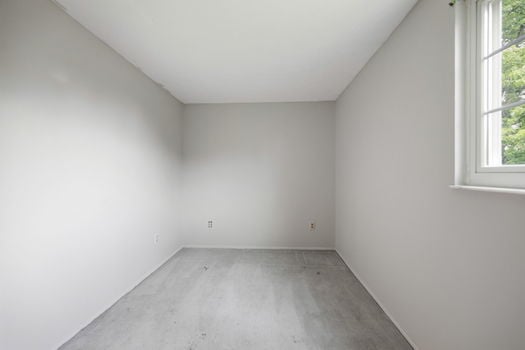 48-web-or-mls-11554 Lincolnshire Dr-48