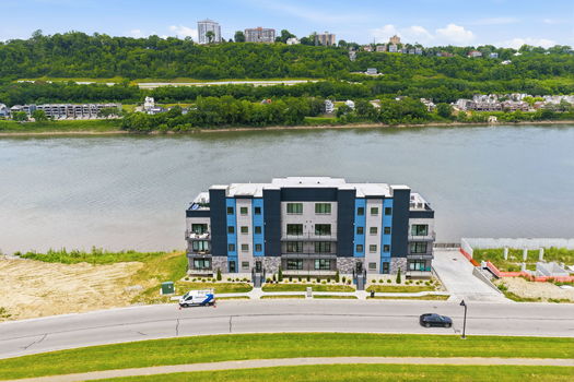 5-web-or-mls-747 Manhattan Blvd unit 204-5