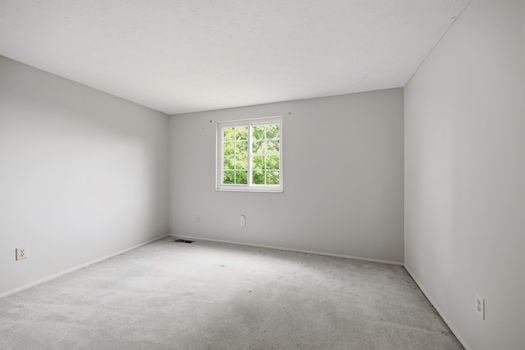 50-web-or-mls-11554 Lincolnshire Dr-50