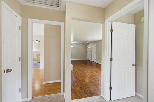 52-web-or-mls-3571 Horncastle Dr-52