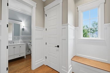 53-web-or-mls-587 Forestledge Dr-53
