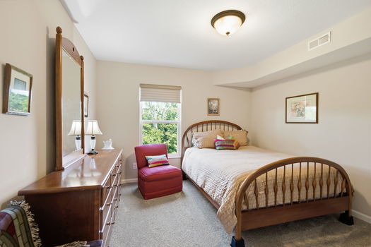 54-web-or-mls-1654 St Annes Ct-56