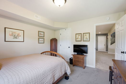 55-web-or-mls-1654 St Annes Ct-57