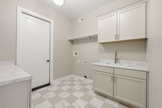 56-web-or-mls-41 W 14th St-56