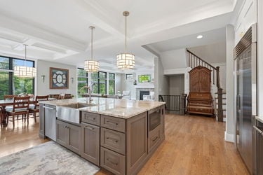 61-web-or-mls-587 Forestledge Dr-61