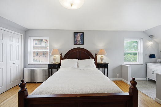 61-web-or-mls-949 Redway Ave-61