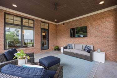 72-web-or-mls-587 Forestledge Dr-72