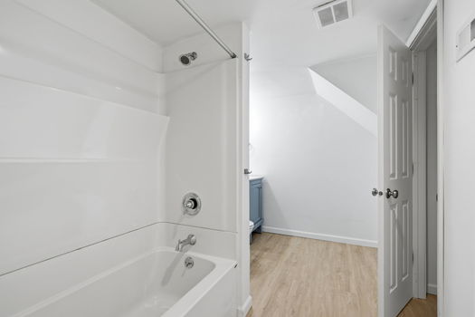 77-web-or-mls-3571 Horncastle Dr-77