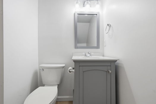 78-web-or-mls-3571 Horncastle Dr-78
