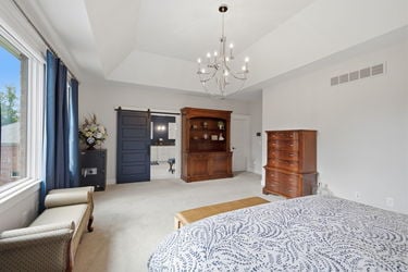 79-web-or-mls-587 Forestledge Dr-79