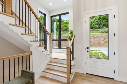 9-web-or-mls-41 W 14th St-9