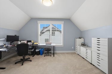 94-web-or-mls-587 Forestledge Dr-94