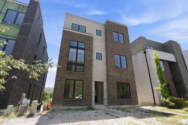 1-web-or-mls-3047 Walworth Ave-1