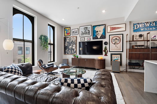 11-web-or-mls-411 Plum St-11
