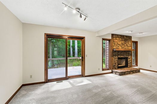 13-web-or-mls-5317 Hickory Trail Ln-13