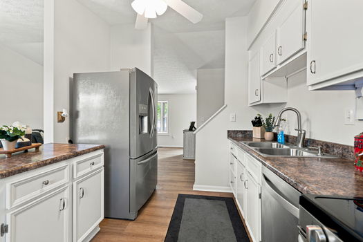 14-web-or-mls-5823 W Fork Rd-14