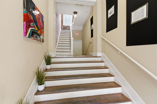 18-web-or-mls-20 W 12th St 403-18