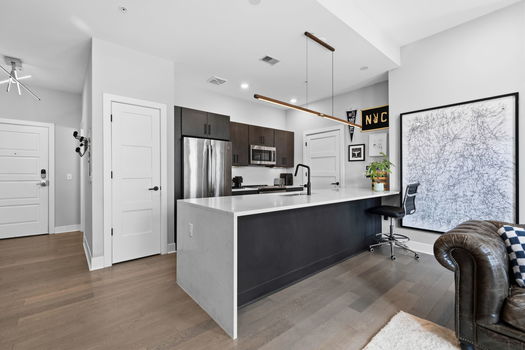 21-web-or-mls-411 Plum St-21