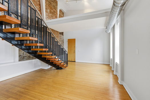 24-web-or-mls-20 W 12th St 403-24
