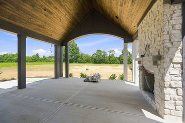 26-web-or-mls-9702 Christian Ct-26