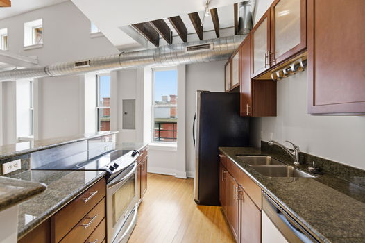 28-web-or-mls-20 W 12th St 403-28