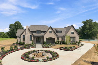 3-web-or-mls-9702 Christian Ct-3