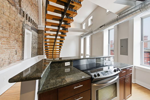 30-web-or-mls-20 W 12th St 403-30