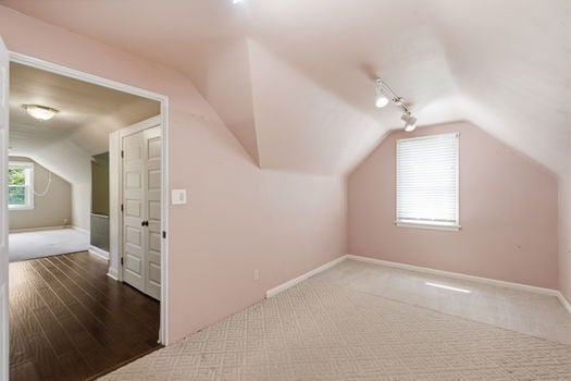 31-web-or-mls-3605 E Galbraith Rd-31