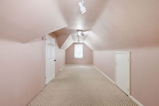 33-web-or-mls-3605 E Galbraith Rd-33