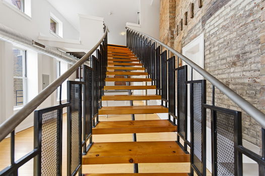 38-web-or-mls-20 W 12th St 403-38