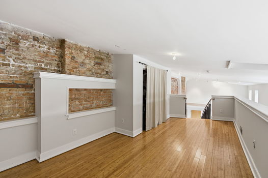 40-web-or-mls-20 W 12th St 403-40