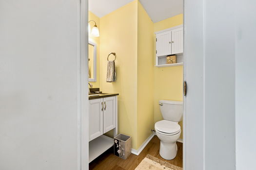 40-web-or-mls-5823 W Fork Rd-40