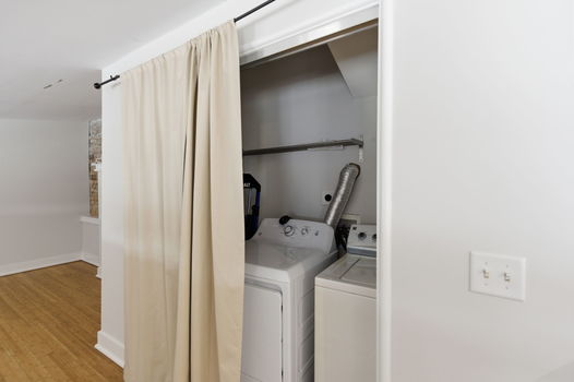 42-web-or-mls-20 W 12th St 403-42