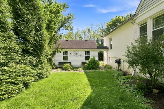 53-web-or-mls-3605 E Galbraith Rd-53