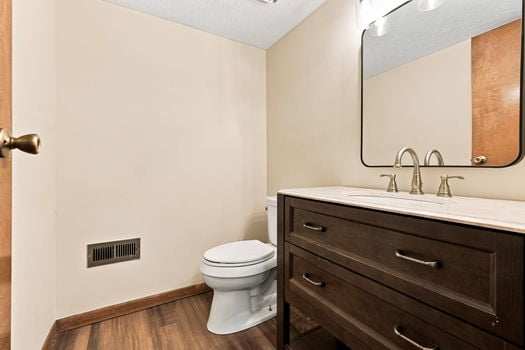 6-web-or-mls-5317 Hickory Trail Ln-6