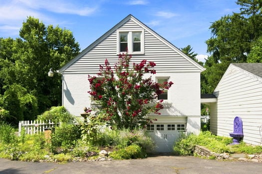 61-web-or-mls-3605 E Galbraith Rd-61