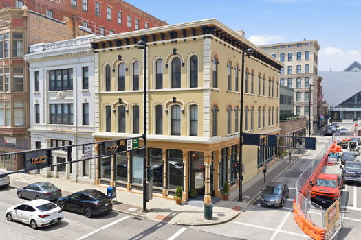 62-web-or-mls-411 Plum St-62