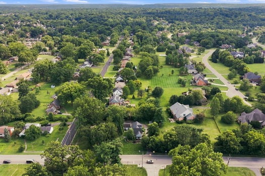 63-web-or-mls-3605 E Galbraith Rd-63