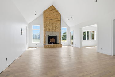 64-web-or-mls-9702 Christian Ct-64