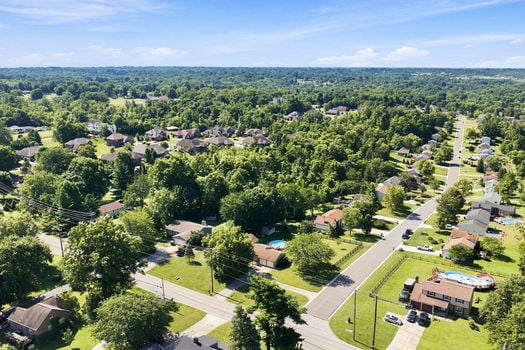 68-web-or-mls-5823 W Fork Rd-68