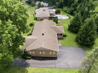 8-web-or-mls-6555 Rollymeade Ave-8