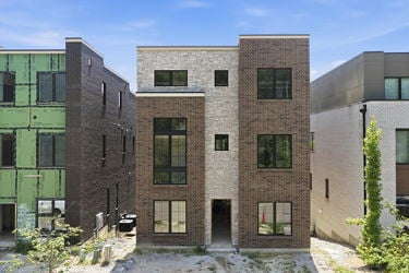 9-web-or-mls-3047 Walworth Ave-9